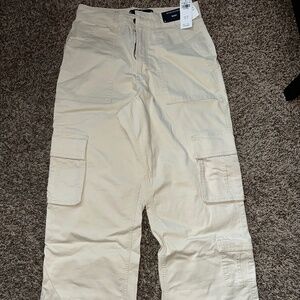 Hollister Jeans | Womens Ultra High-Rise Baggy Cargo Pant